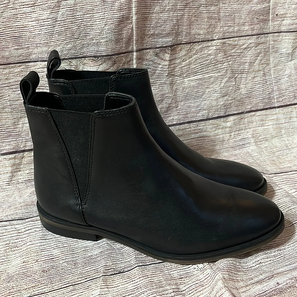 NWT/ Lucky Brand | black leather boots women’s shoe size 8